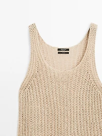 Linen knit top with round neckline
