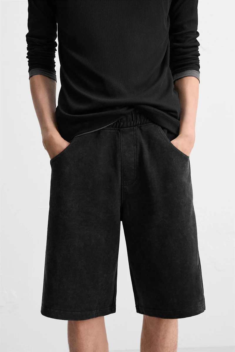 BAGGY FIT JOGGER SHORTS