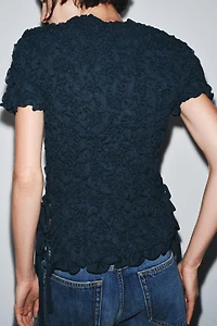 TEXTURED KNIT TIE TOP