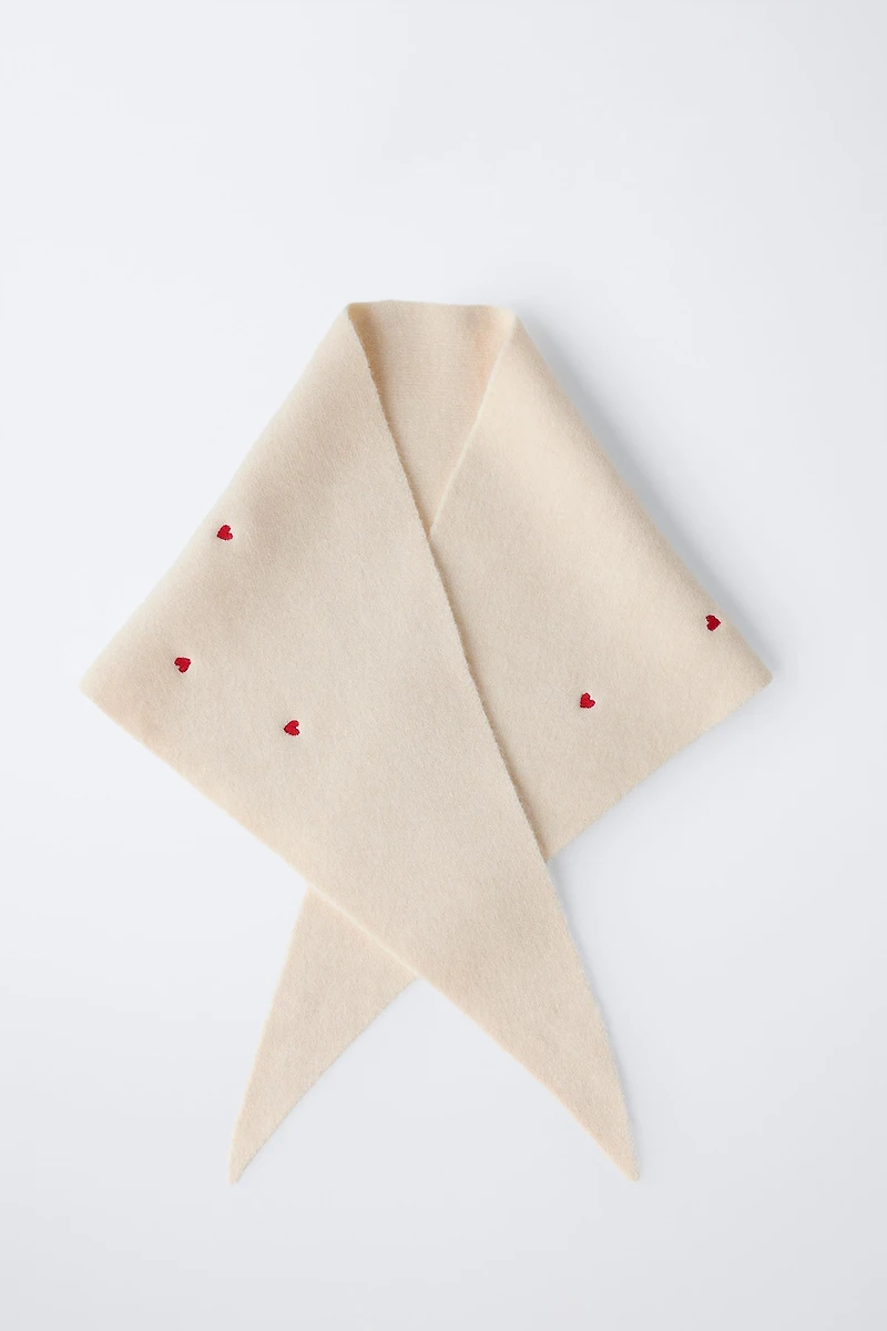 EMBROIDERED HEART KNIT SCARF