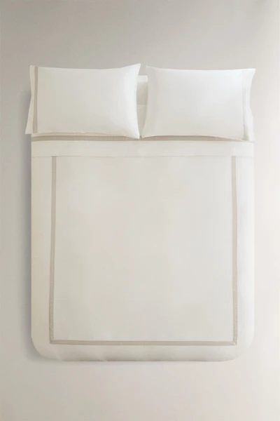 SATEEN DUVET COVER WITH BORDER (300 THREAD COUNT)