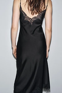ROBE SATINÉE DENTELLE ZW COLLECTION