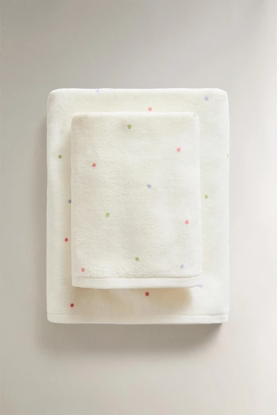 KIDS' VELOUR DOTTED TOWEL
