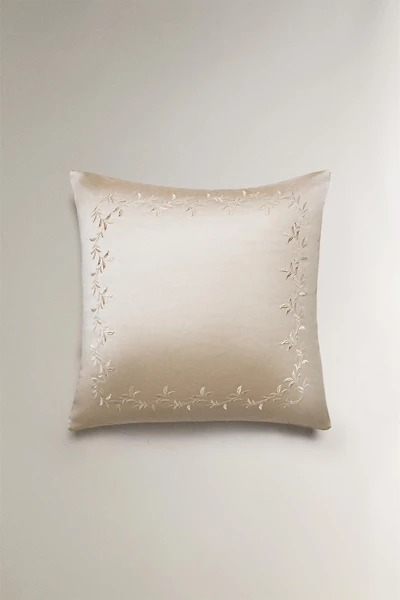 LEAF SATEEN THROW PILLOW COVER