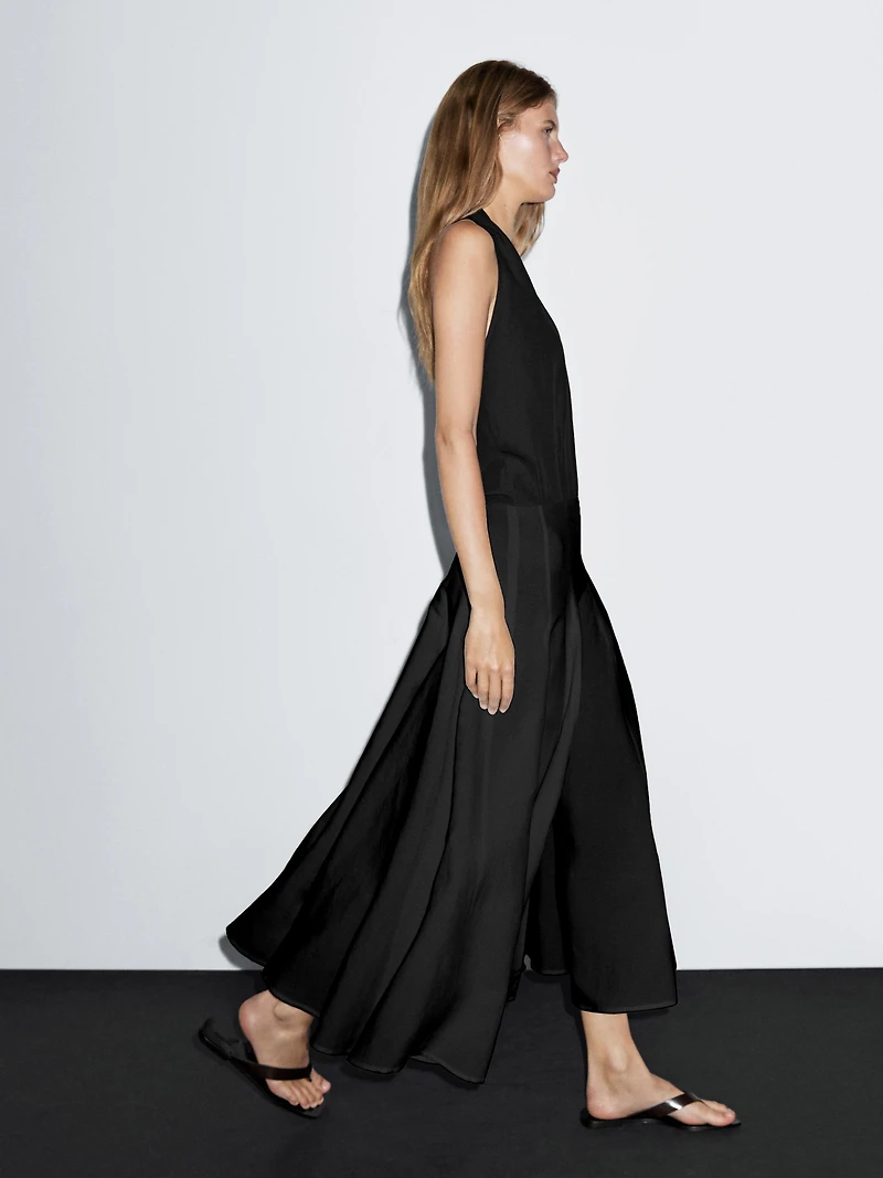 Long contrast dress