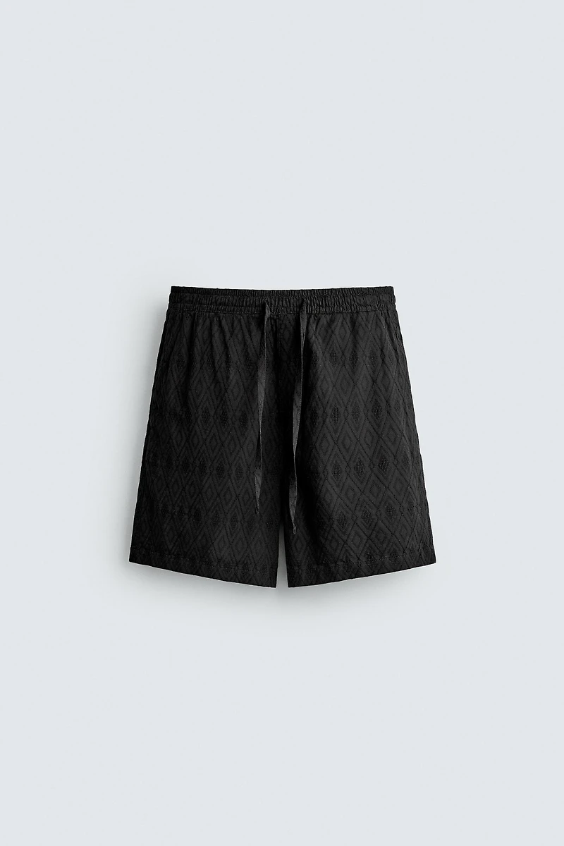 GEOMETRIC JACQUARD REGULAR FIT SHORTS