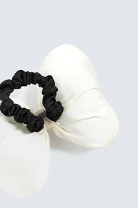 PADDED BOW SCRUNCHIE HARRY LAMBERT FOR ZARA X DISNEY