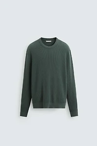 REGULAR FIT TEXTURED SWEATER