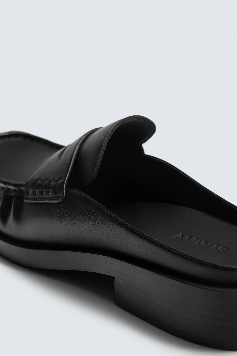MOCASSINS OUVERTS À L'ARRIÈRE