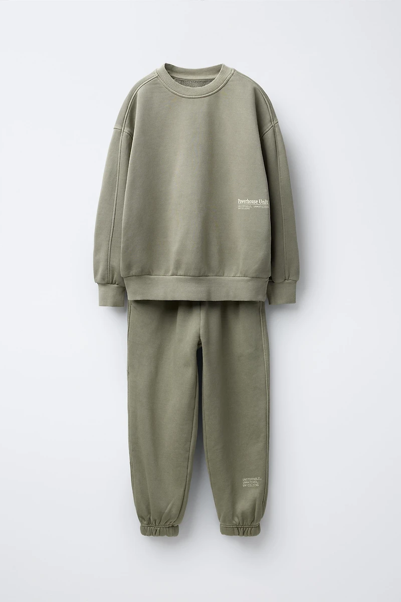 GARMENT DYE SWEATSHIRT AND JOGGER PANTS SET