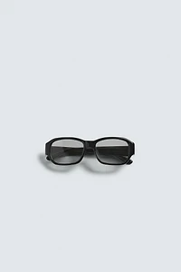 RECTANGULAR SUNGLASSES