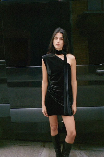 SHORT VELVET SCARF DRESS