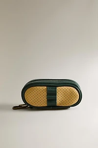 GOLF BALL AND TEE CASE