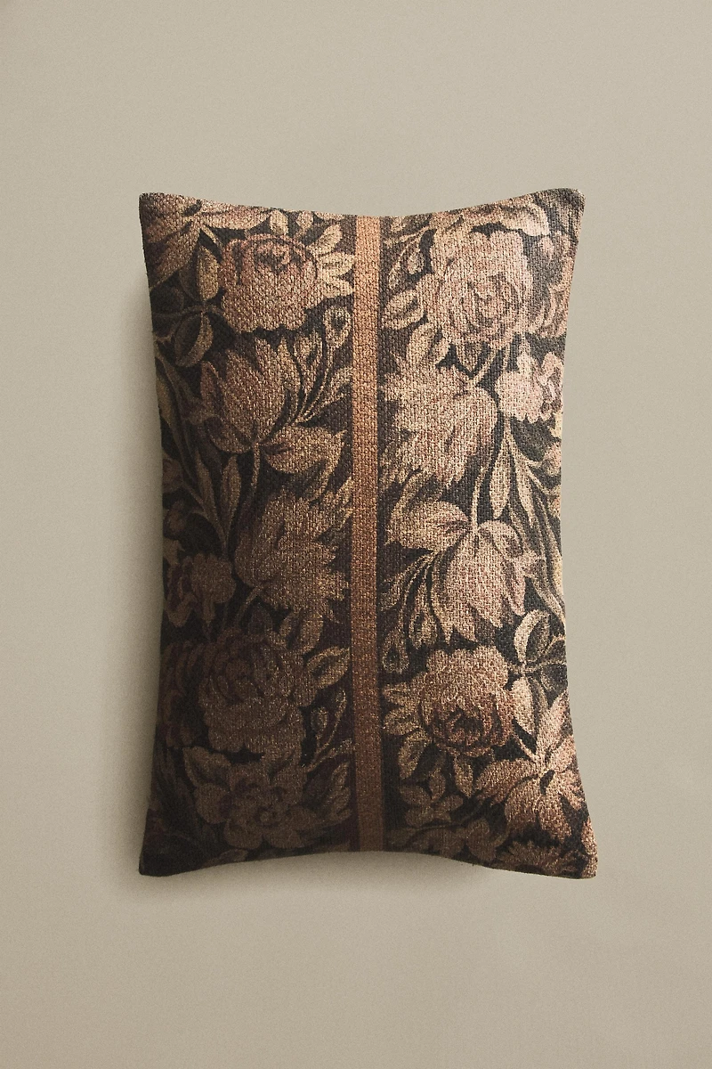FLORAL LINEN CUSHION COVER