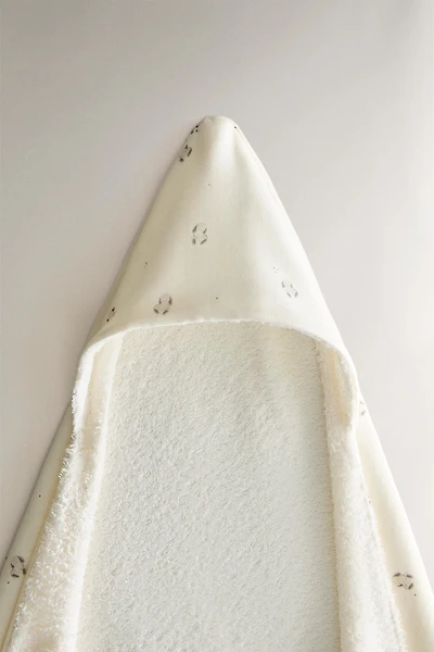 BUNNY HOODED BABY TOWEL