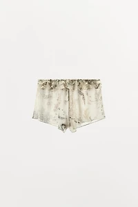 RUFFLED PRINT SHORTS