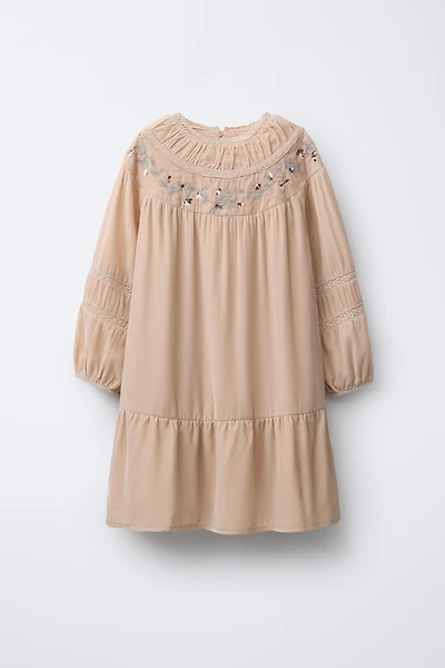 ROBE EN VELOURS À DENTELLE ET PAILLETTES