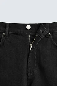 REGULAR FIT DENIM SHORTS