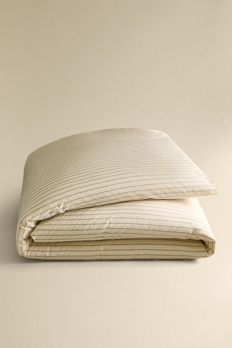 COUETTE EN COTON FROISSÉ RAYÉ