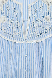 BLOUSE BRODERIES ET RAYURES