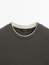 100% cotton T-shirt with contrast neckline
