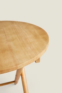 CHILDREN’S WOODEN TABLE