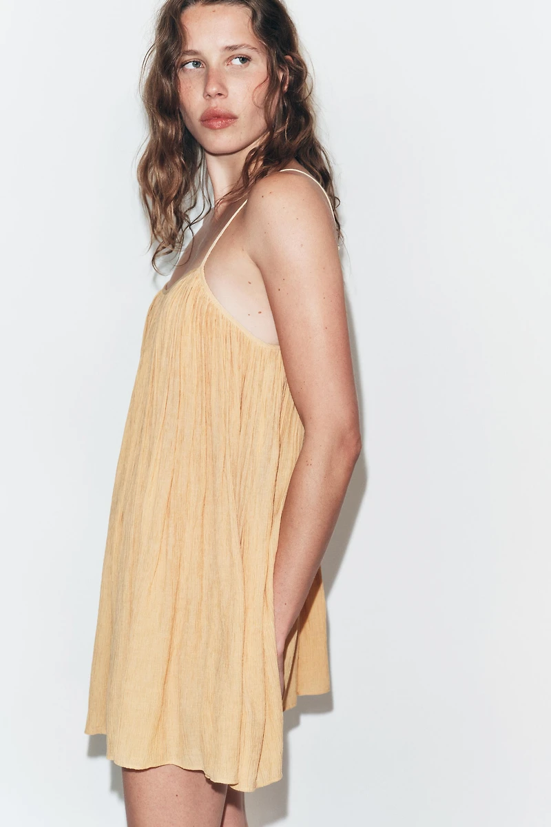 MINI TEXTURED VOLUMINOUS DRESS