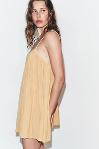 MINI TEXTURED VOLUMINOUS DRESS