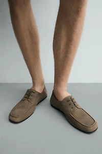 CASUAL LEATHER SHOES