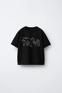 EMBROIDERED HORSES T-SHIRT