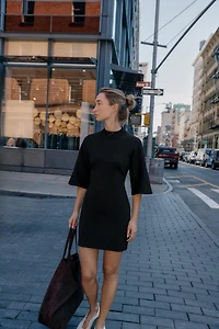 PLAIN KNIT MINI DRESS