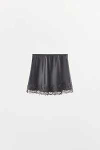 SATIN LACE MINI SKIRT