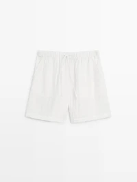 Short flowing Bermuda shorts