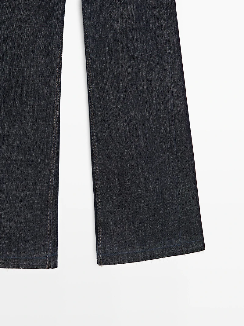 Flared high-waist jeans