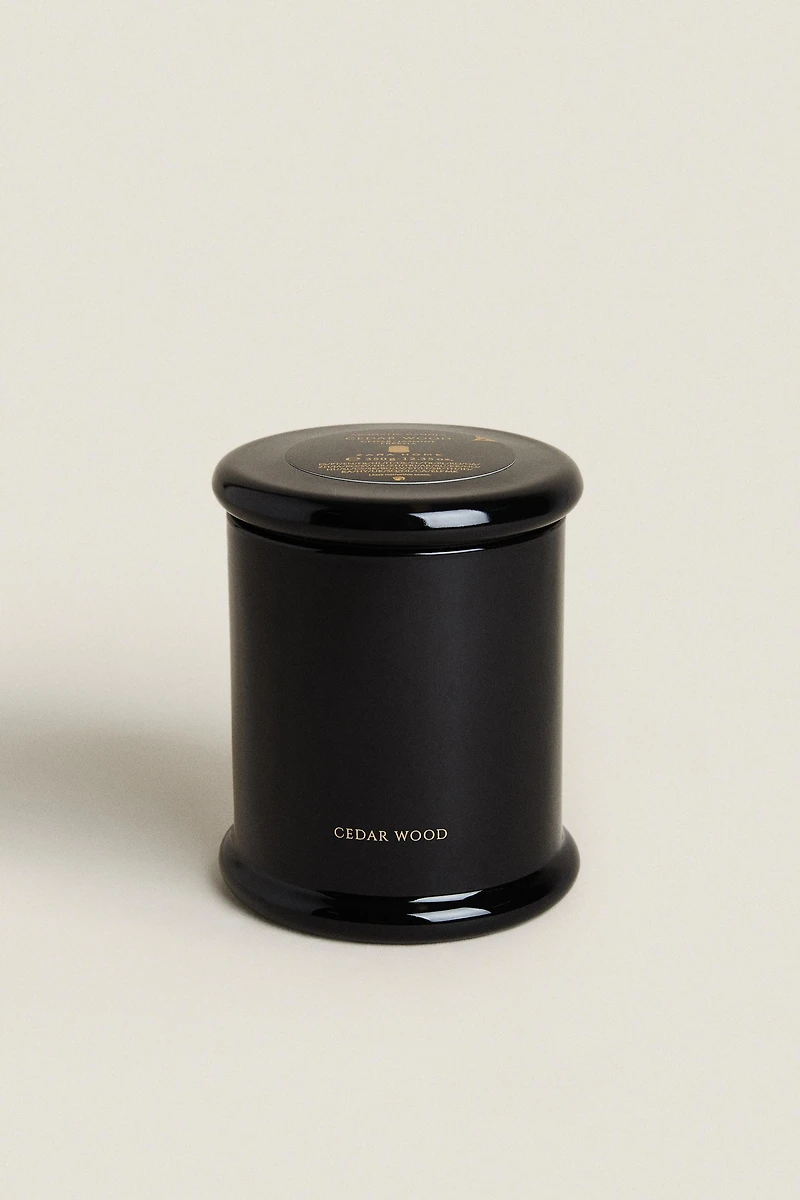 (350 G) CEDAR WOOD SCENTED CANDLE