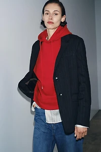 OVERSIZED HOODED SWEATSHIRT