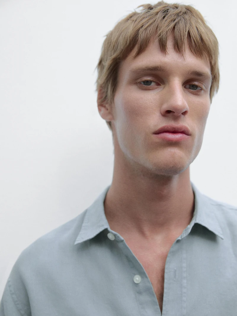 Regular fit shirt with maltinto finish