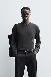 LIGHTWEIGHT LONG SLEEVE T-SHIRT