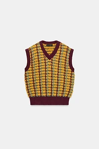 STRUCTURED KNIT VEST