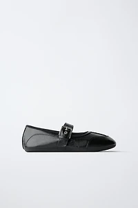 BUCKLE BALLET FLATS