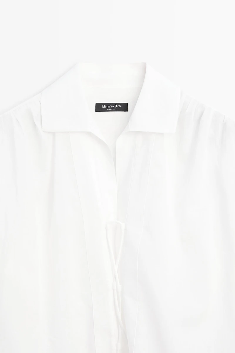 100% cotton shirt with fastening detail