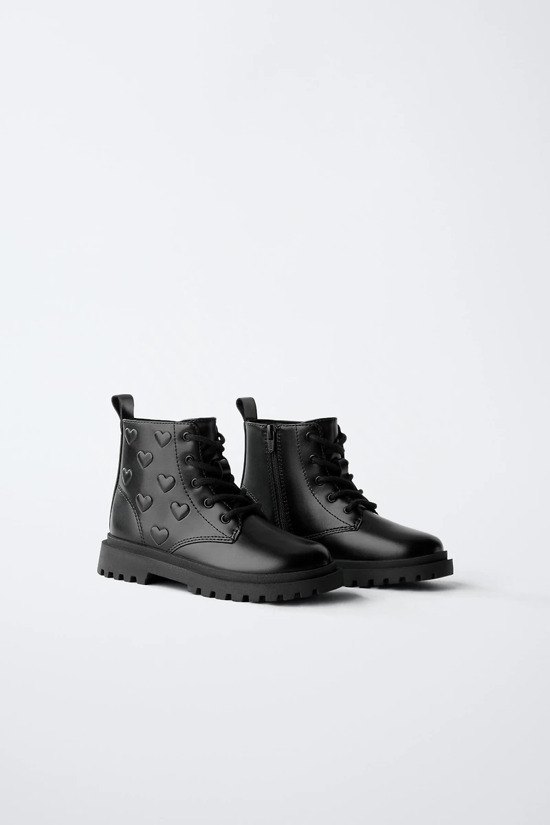 HEART BOOTS