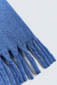 BRUSHED TEXTURE FRINGED SCARF