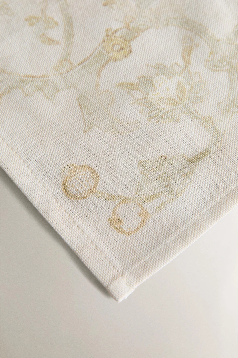 DAMASK PRINT NAPKINS (PACK OF 2)