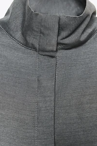 FLOWY HIGH NECK SHIRT
