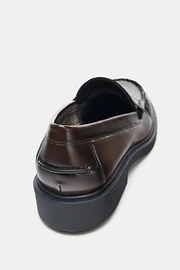 SADDLE LOAFERS