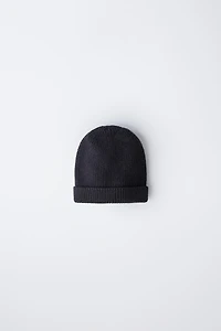 BONNET EN MAILLE PERLÉE