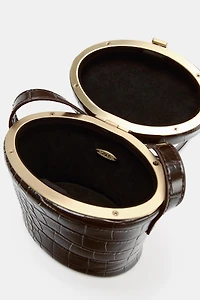 EMBOSSED RIGID BAG
