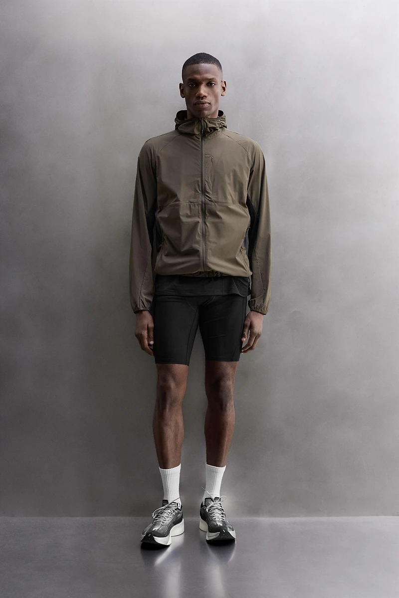 LIGHTWEIGHT COLOR BLOCK TECHNICAL JACKET