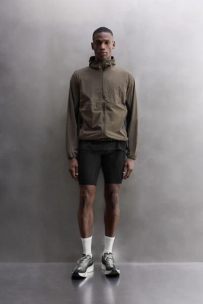 LIGHTWEIGHT COLOR BLOCK TECHNICAL JACKET